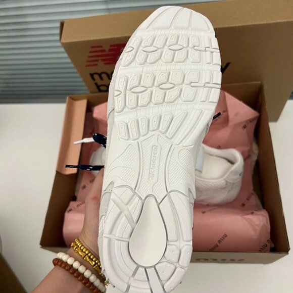 ✅Authentic NWB Miu Miu x New Balance 530 SL Sneakers - Picture 7 of 8